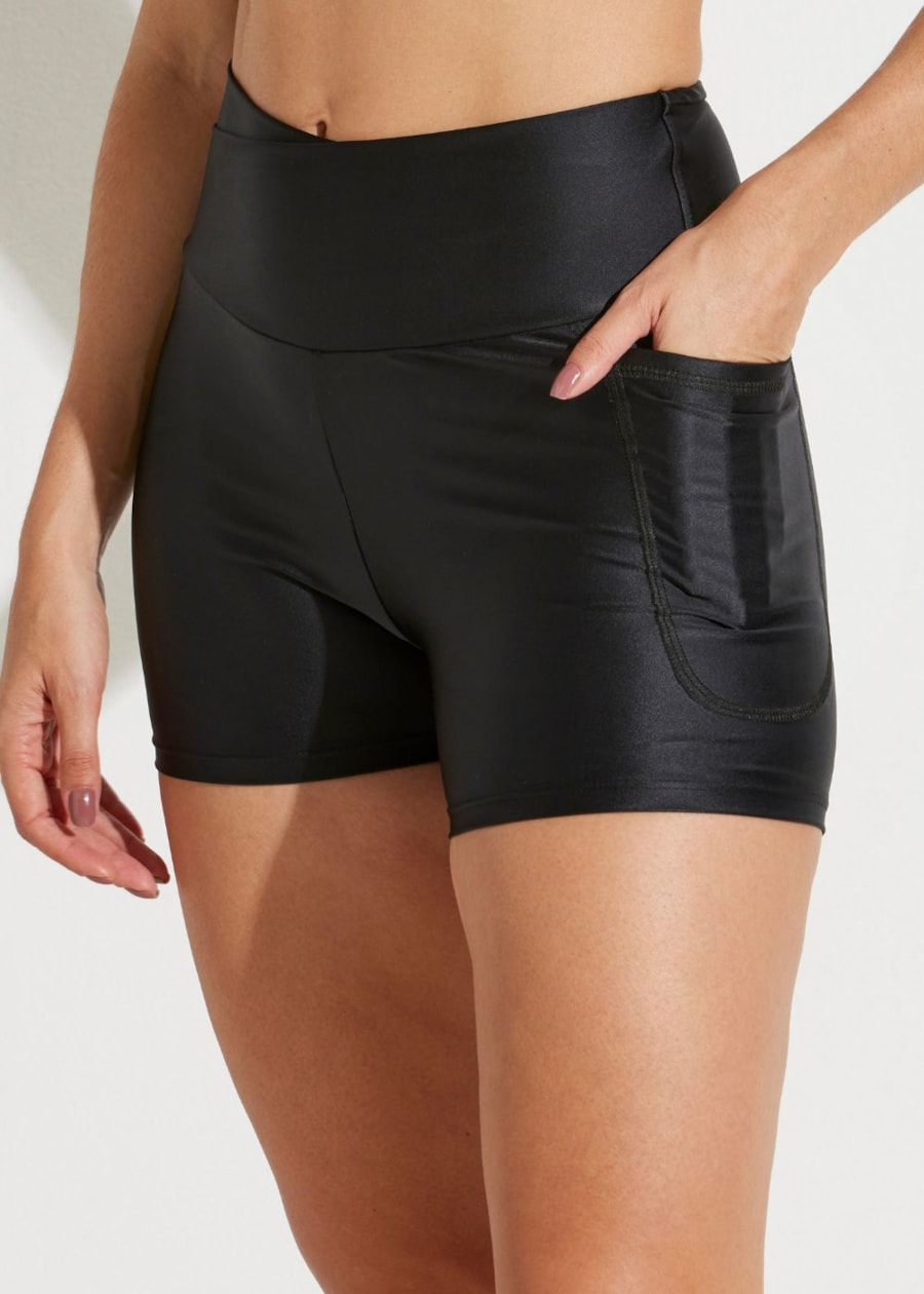 SHORT COM BOLSO ATLETIKA PRETO