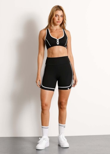 Produto SHORT COM BOLSO SYNERGY BL PRETO