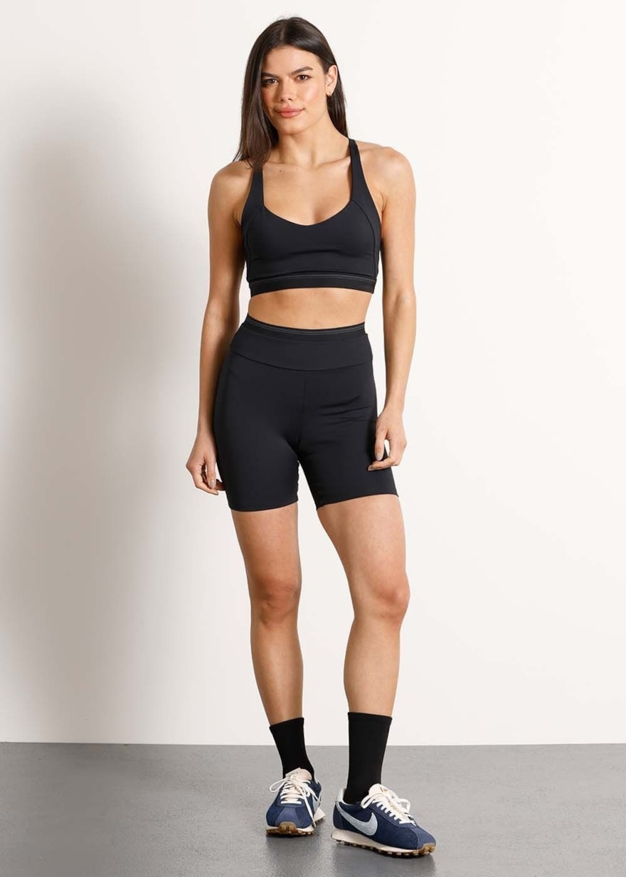 SHORT COM ELÁSTICO FAST AR PRETO