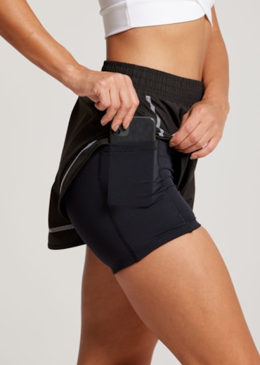 Produto SHORT DE CORRIDA COM BOLSO COLORFULL PRETO