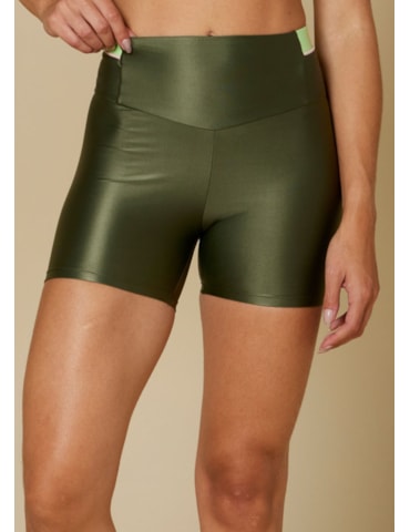 SHORT LATINA VERDE MILITAR