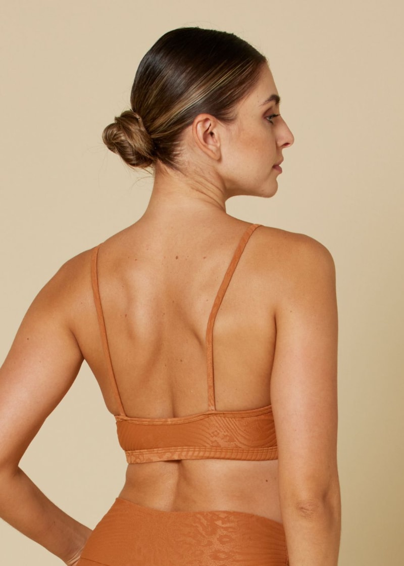 TOP ANIMAL PRINT MARROM