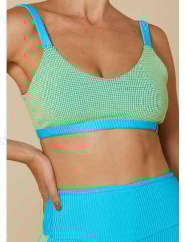 TOP COM TEXTURA GUAPA AZUL