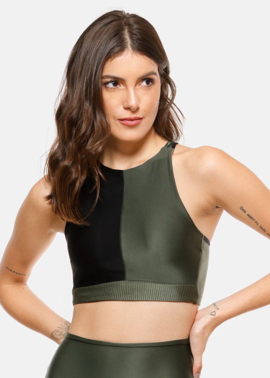TOP CURVES PRETO / VERDE MILITAR TOP CURVES PRETO / VERDE MILITAR