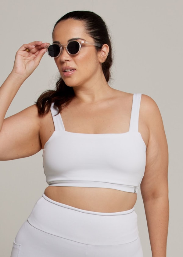 TOP DECOTE RETO ALWAYS BLACKOUT BRANCO COM BOJO REMOVÍVEL