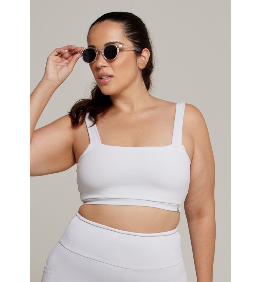 TOP DECOTE RETO ALWAYS BLACKOUT BRANCO COM BOJO REMOVÍVEL TOP DECOTE RETO ALWAYS BLACKOUT BRANCO COM BOJO REMOVÍVEL