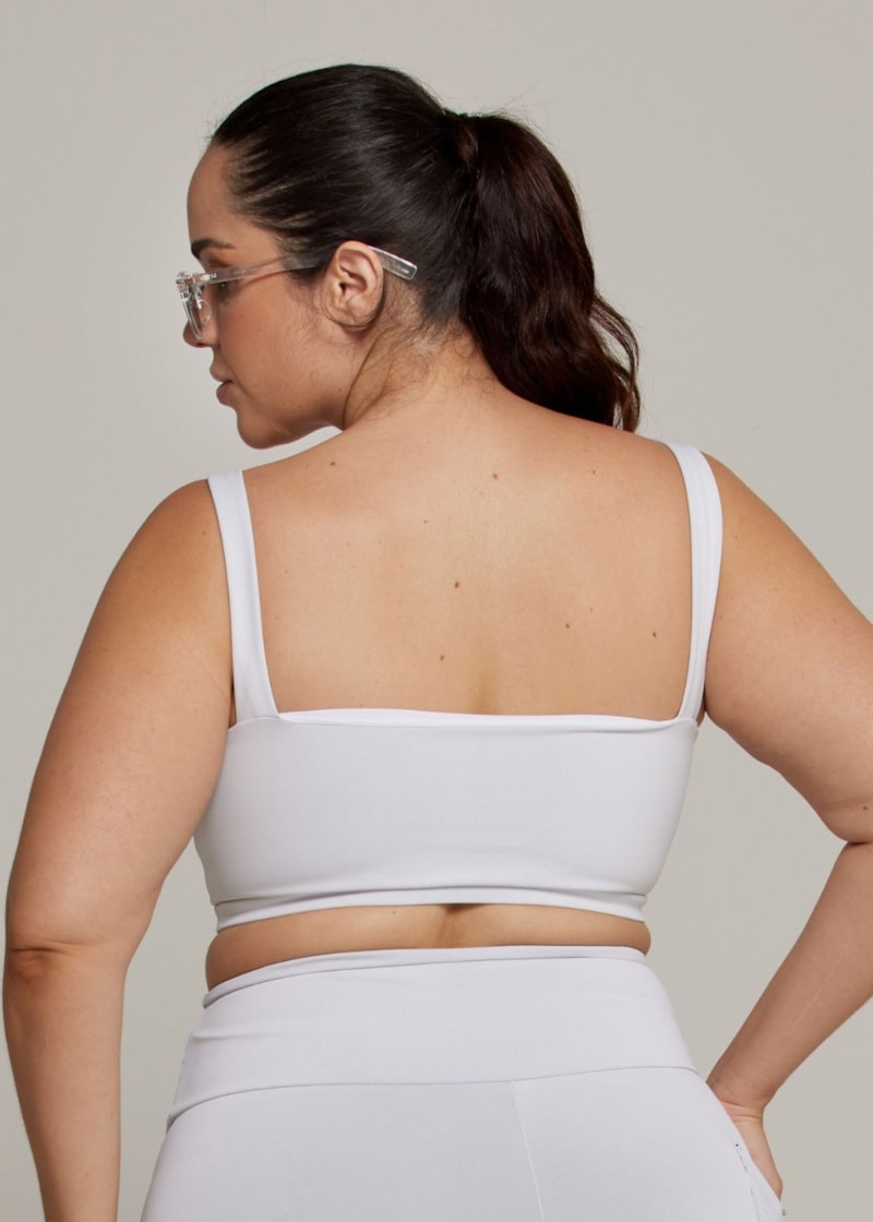 TOP DECOTE RETO ALWAYS BLACKOUT BRANCO COM BOJO REMOVÍVEL