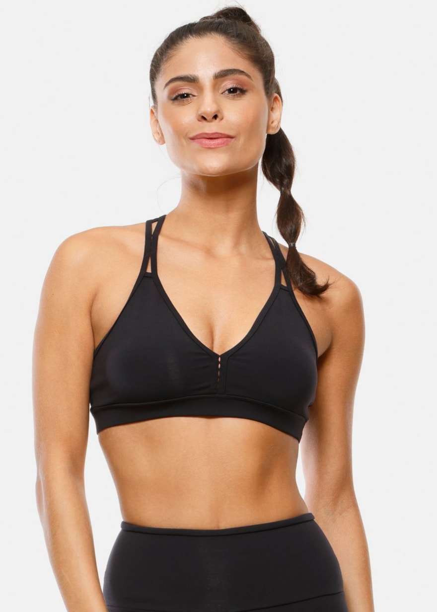 TOP DECOTE V BORDADO PRETO TOP DECOTE V BORDADO PRETO