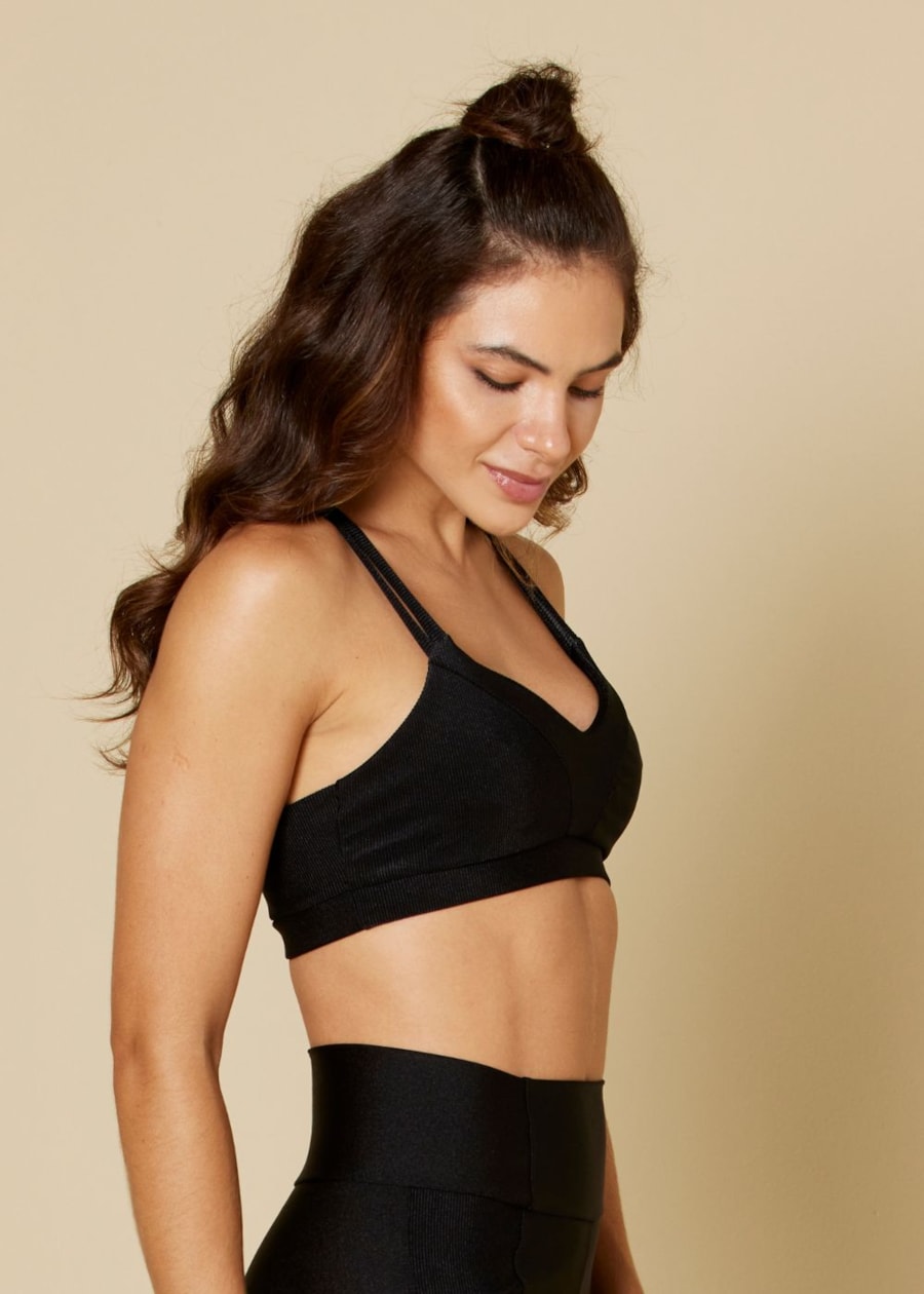 TOP TEXTURA E DECOTE V POEMA PRETO